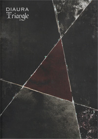 DIAURA 『Triangle(初回盤：Type-A)』(AINS-18)